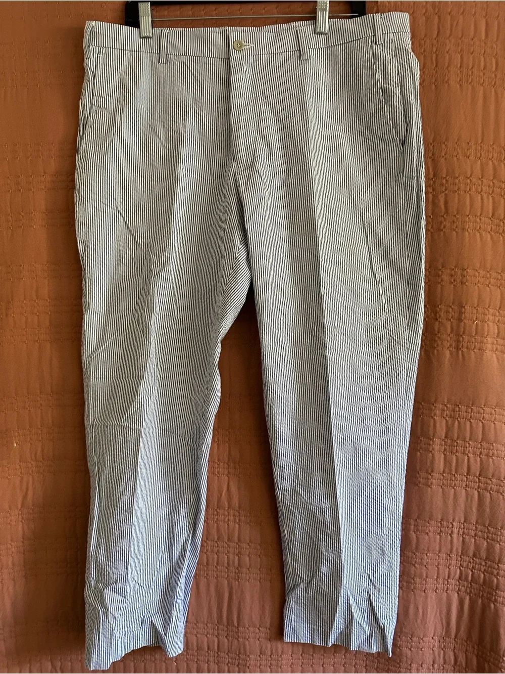 Men's Seersucker Chino Pants in Blue/White Stripe